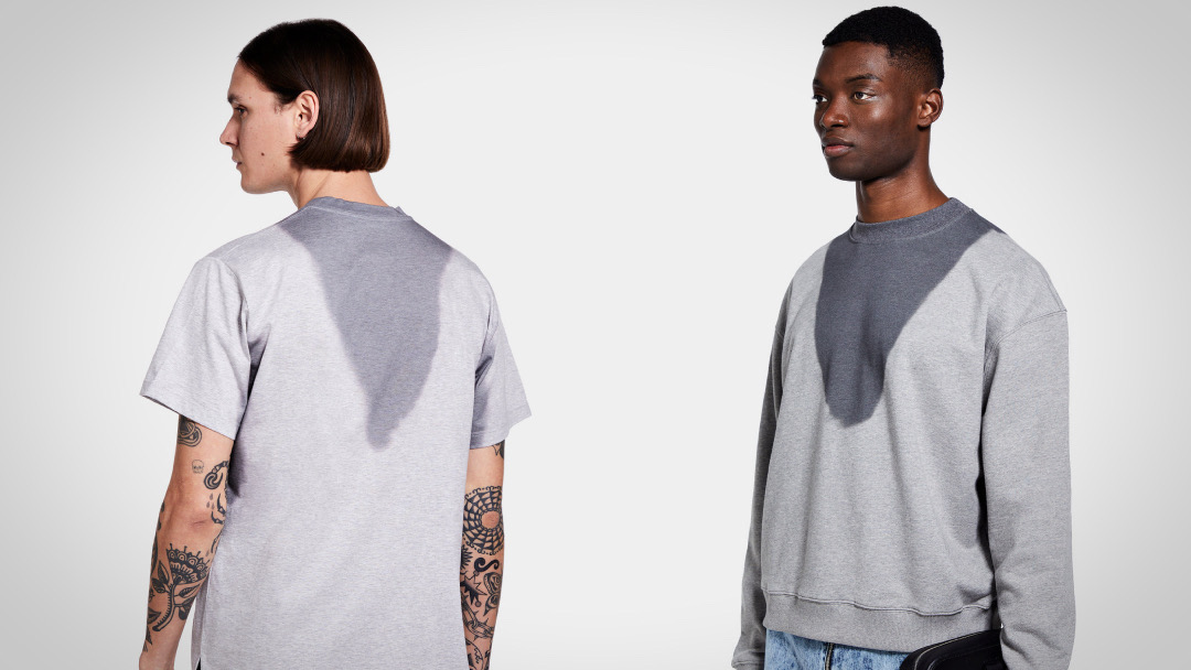 Sweat simulation t-shirts from high-end fashion brand